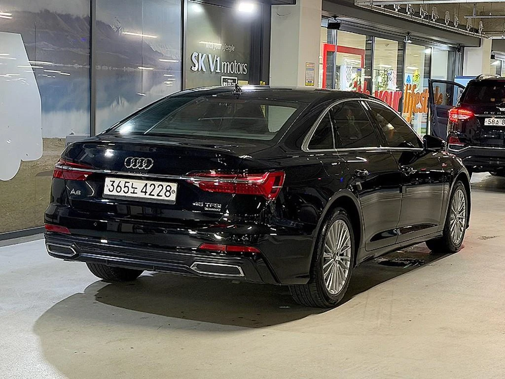 Audi A6 45 TFSI quattro* 360* HUD* BLIND SPOT* КРАЙНА ЦЕНА, снимка 4 - Автомобили и джипове - 56133649