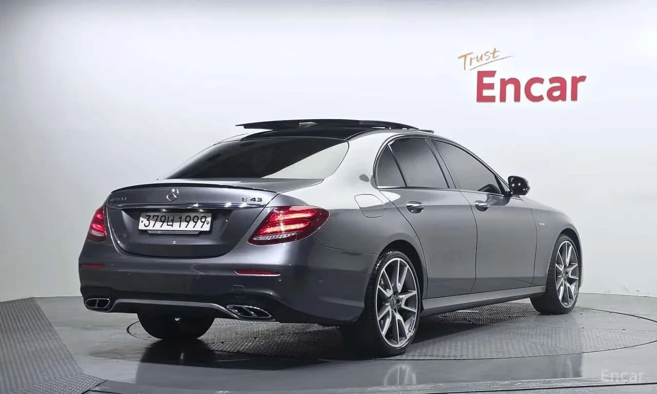 Mercedes-Benz E 43 AMG * ОБДУХВАНЕ * 360 * HEAD UP * ПАНОРАМА * , снимка 2 - Автомобили и джипове - 56279794