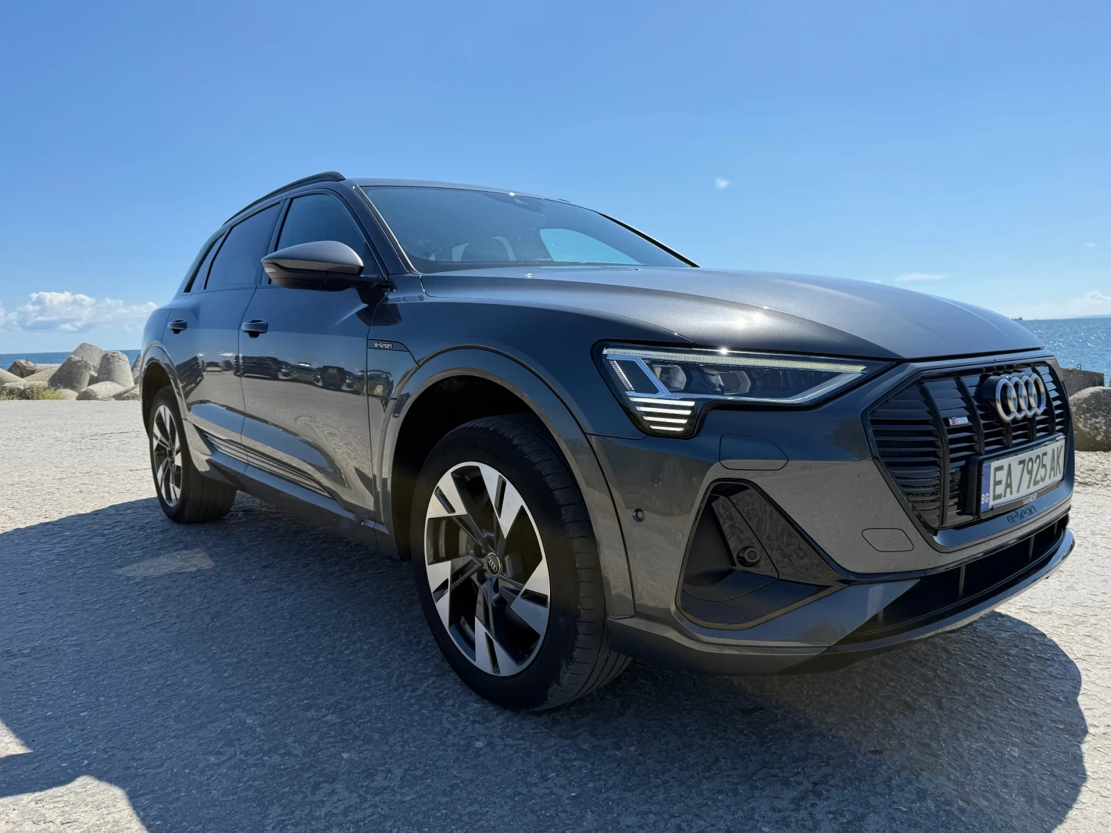 Audi E-Tron e-tron 55 quattro S-line, снимка 3 - Автомобили и джипове - 56408118