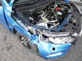 Nissan Qashqai 1.3 DIG-T FWD, снимка 4