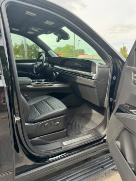 Cadillac Escalade * 4WD Platinum Sport * CARFAX * БЕЗ ПЪРВОНАЧАЛНА В, снимка 11