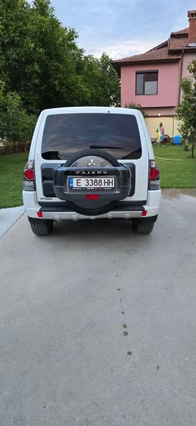 Обява за продажба на Mitsubishi Pajero 3.2 DI-DC ~31 999 лв. - изображение 1