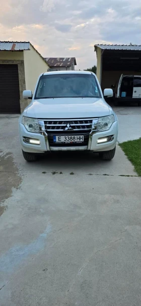 Обява за продажба на Mitsubishi Pajero 3.2 DI-DC ~31 999 лв. - изображение 1