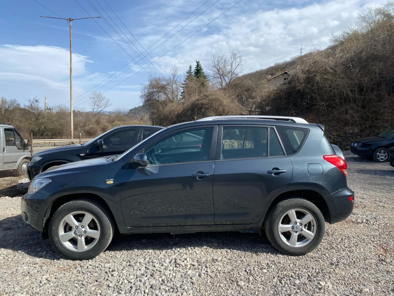 Toyota Rav4 D4D, снимка 3 - Автомобили и джипове - 49526666