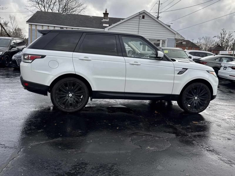 Land Rover Range Rover Sport CARFAX* АВТОФИНАНСИРАНЕ* БЕЗ ПЪРВОНАЧАЛНА ВНОСКА* , снимка 3 - Автомобили и джипове - 52702070