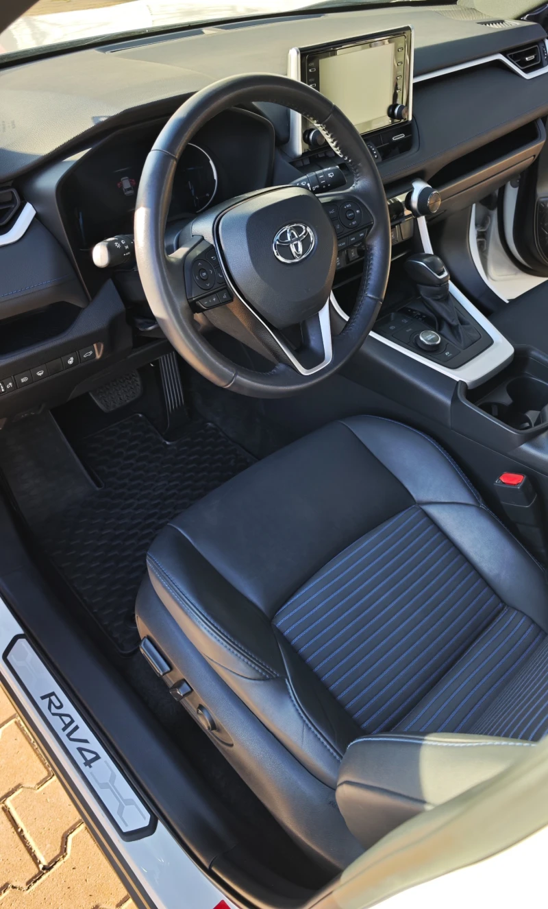 Toyota Rav4 2.5 Hybrid XSE AWD, снимка 6 - Автомобили и джипове - 52742377