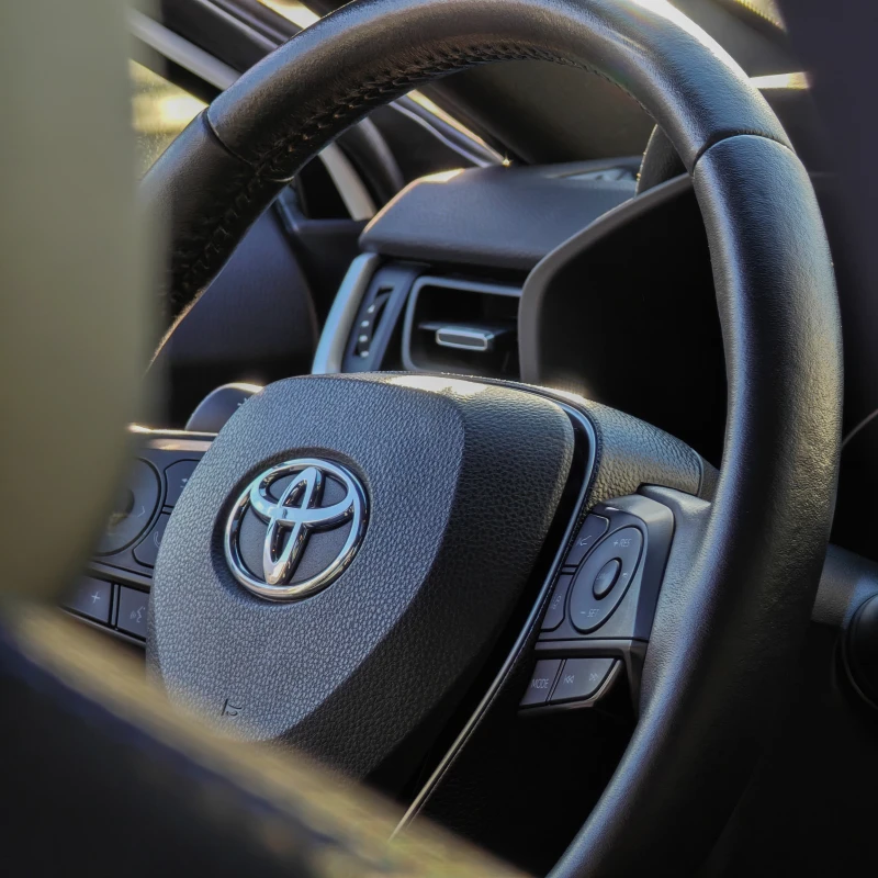 Toyota Rav4 2.5 Hybrid XSE AWD, снимка 13 - Автомобили и джипове - 52742377