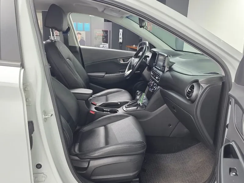 Hyundai Kona 1.6D - САМО 30% АВАНС, снимка 11 - Автомобили и джипове - 56028342