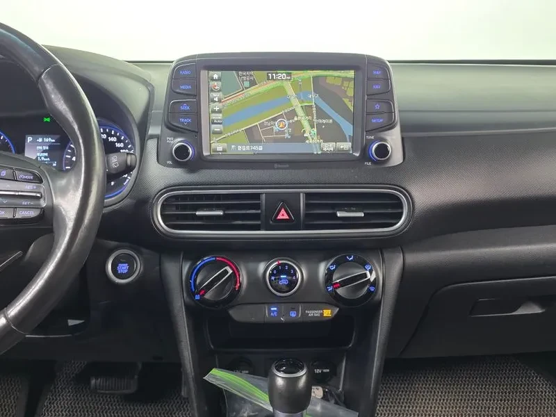 Hyundai Kona 1.6D - САМО 30% АВАНС, снимка 14 - Автомобили и джипове - 56028342