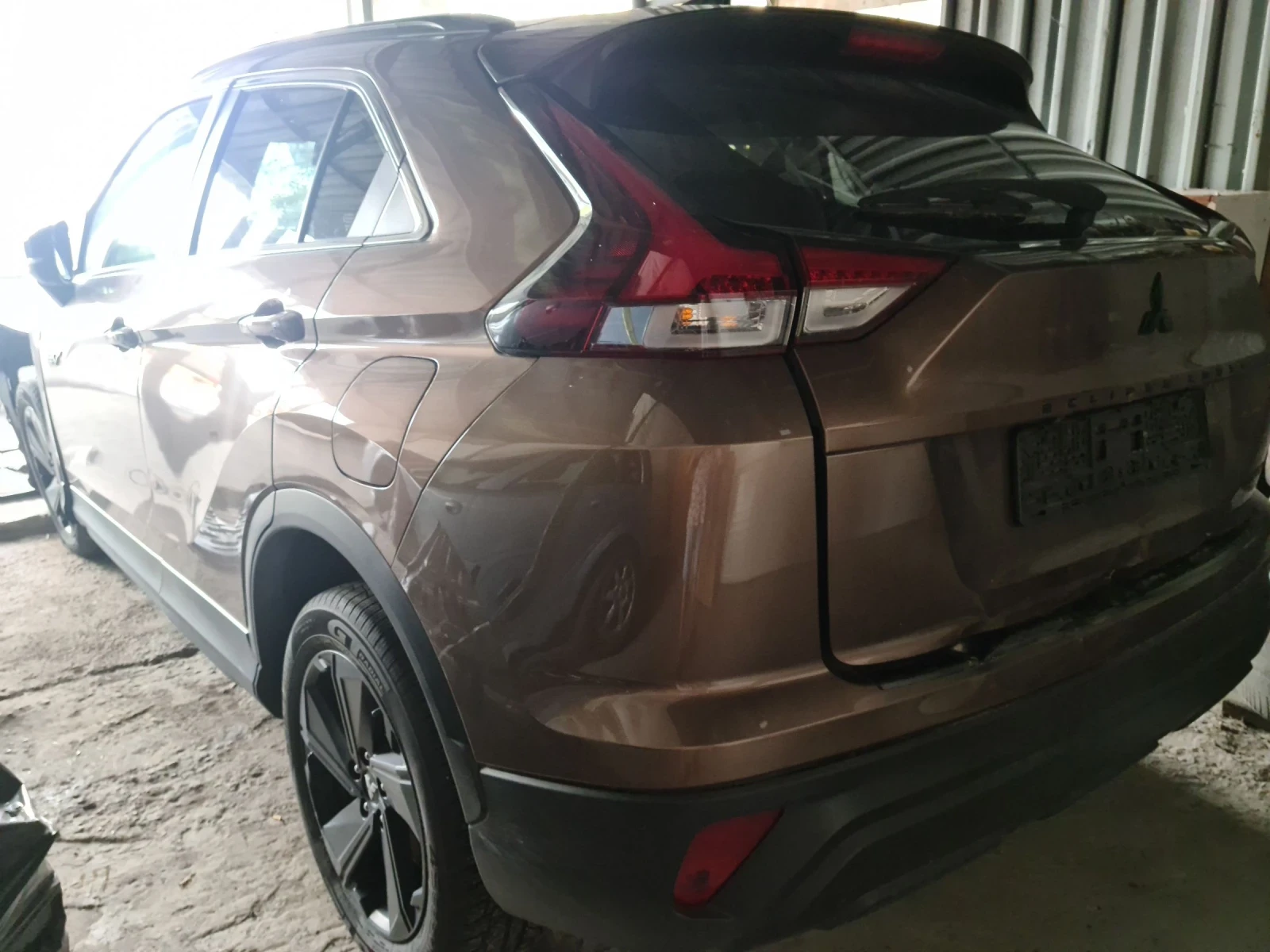 Mitsubishi Eclipse Cross 2.4 4х4 plug-in - [1] 