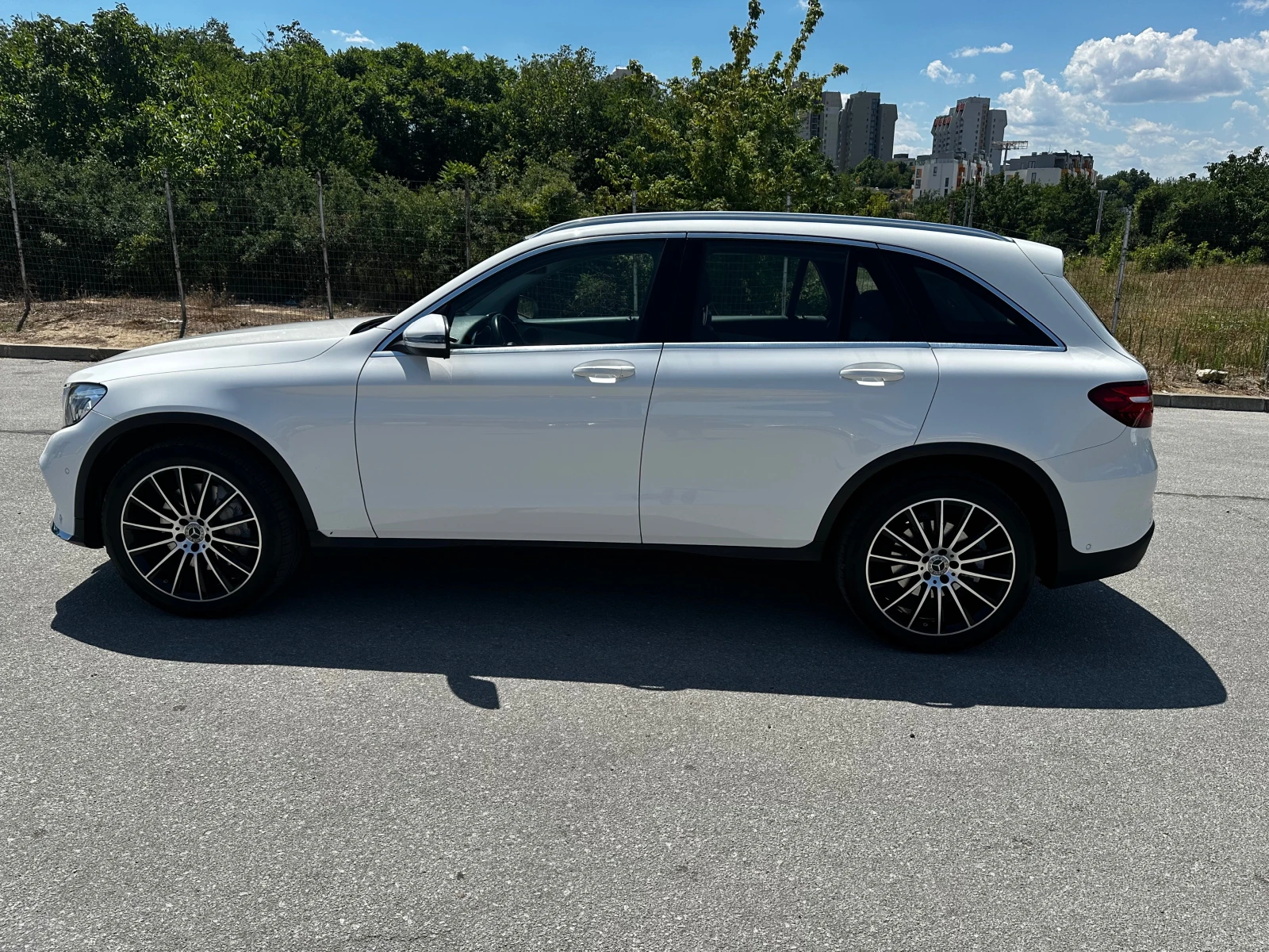 Mercedes-Benz GLC 250 AMG LINE 4MATIK - изображение 3