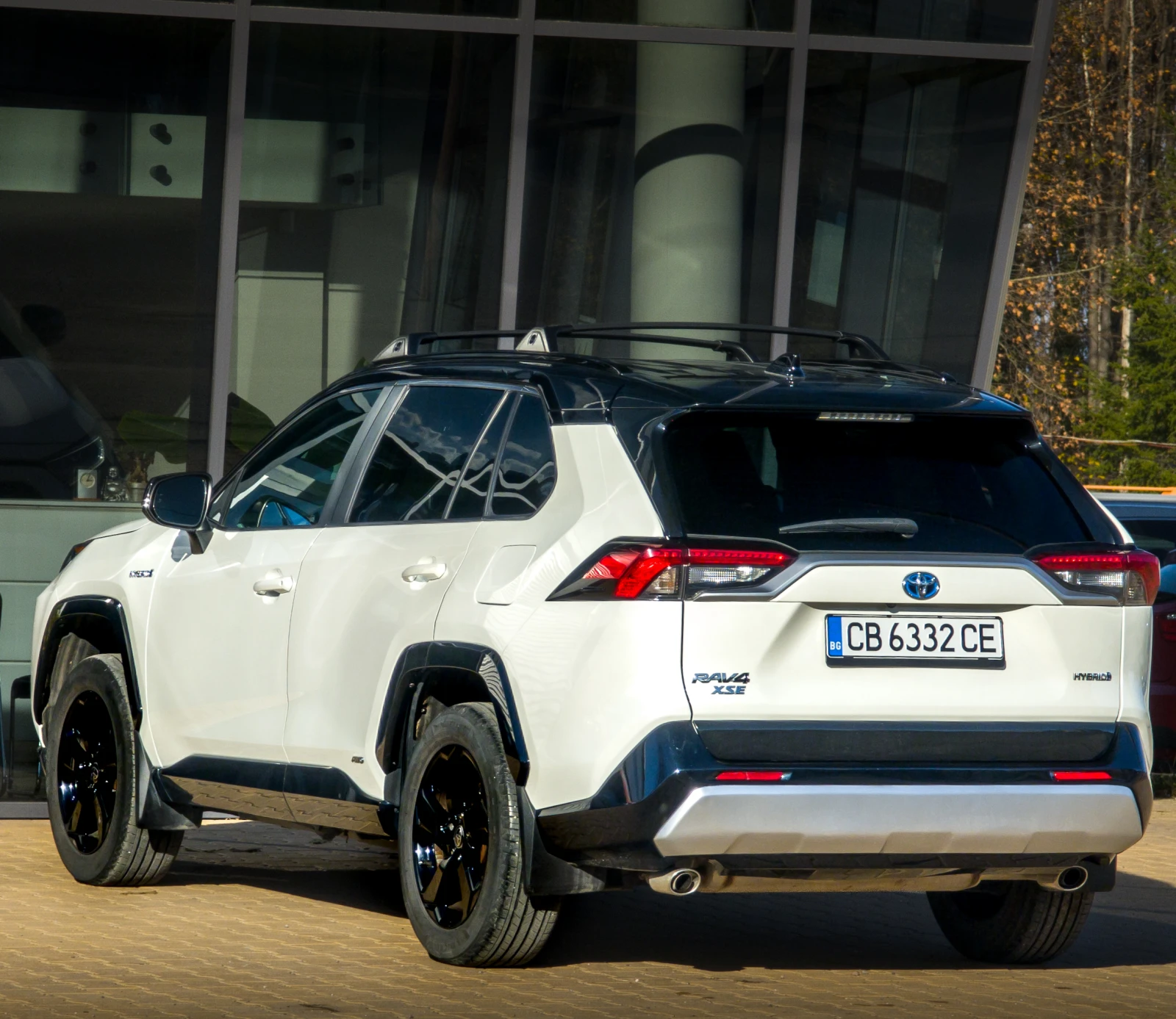 Toyota Rav4 2.5 Hybrid XSE AWD - изображение 5