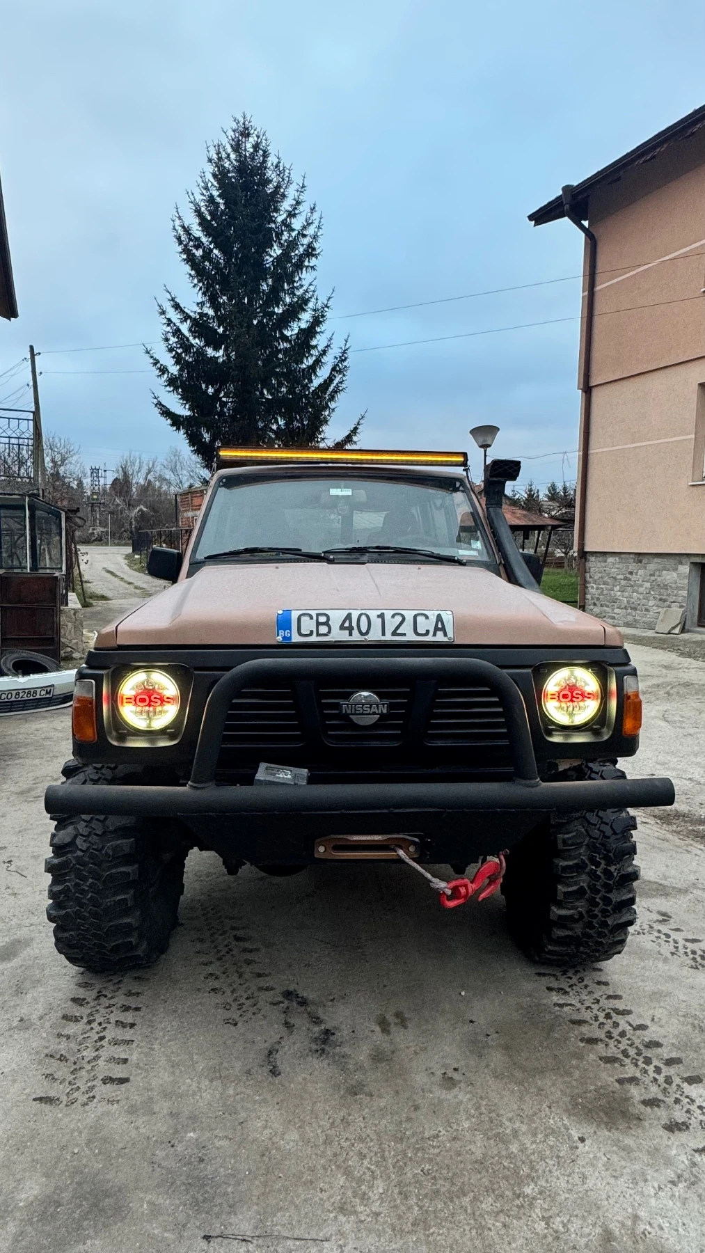 Nissan Patrol M57, снимка 2 - Автомобили и джипове - 53989675