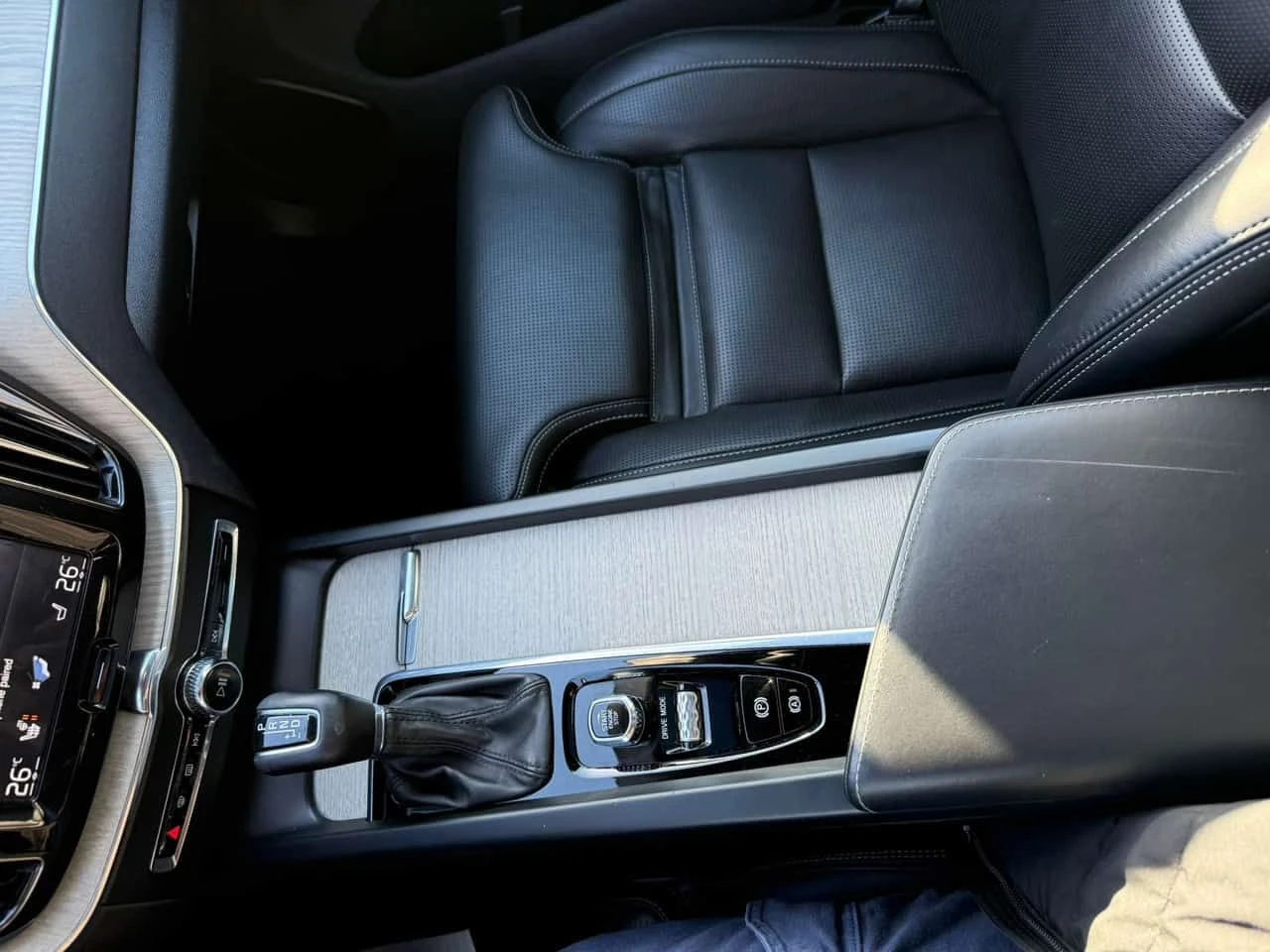 Volvo XC60 * Inscription * CARFAX * ЦЕНА ДО БГ, снимка 8 - Автомобили и джипове - 54070931