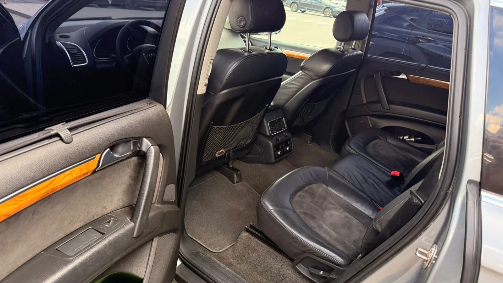 Audi Q7, снимка 6 - Автомобили и джипове - 54720636