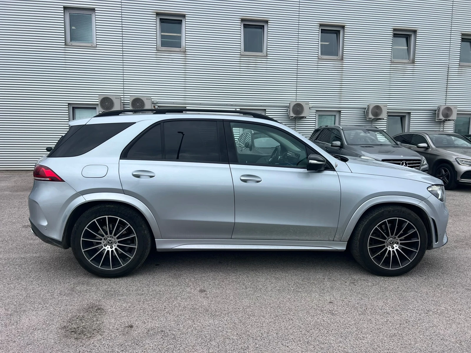 Mercedes-Benz GLE 300 d 4Matic Mild Hybrid Premium Plus, снимка 7 - Автомобили и джипове - 54825335