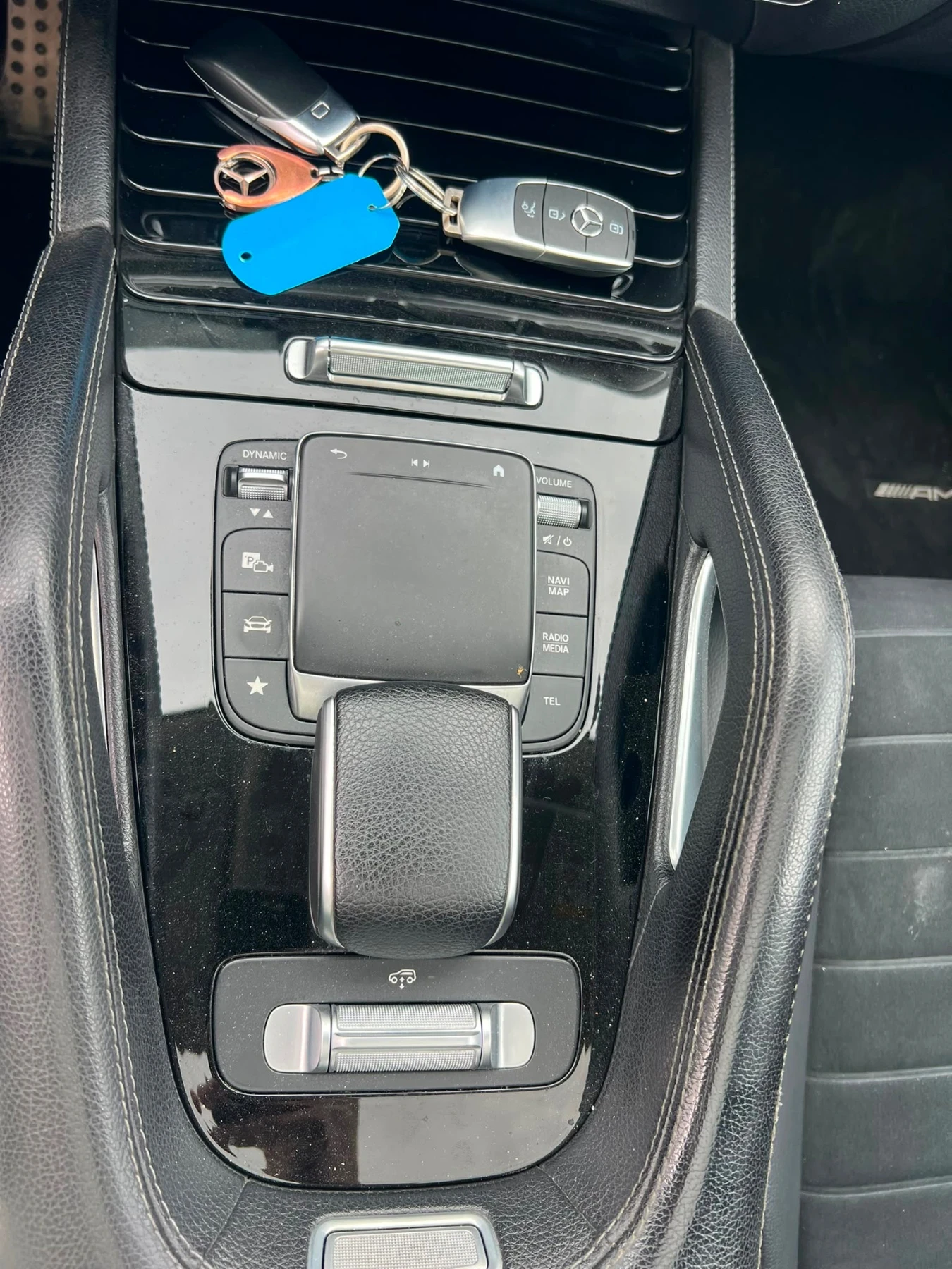 Mercedes-Benz GLE 300 d 4Matic Mild Hybrid Premium Plus, снимка 16 - Автомобили и джипове - 54825335