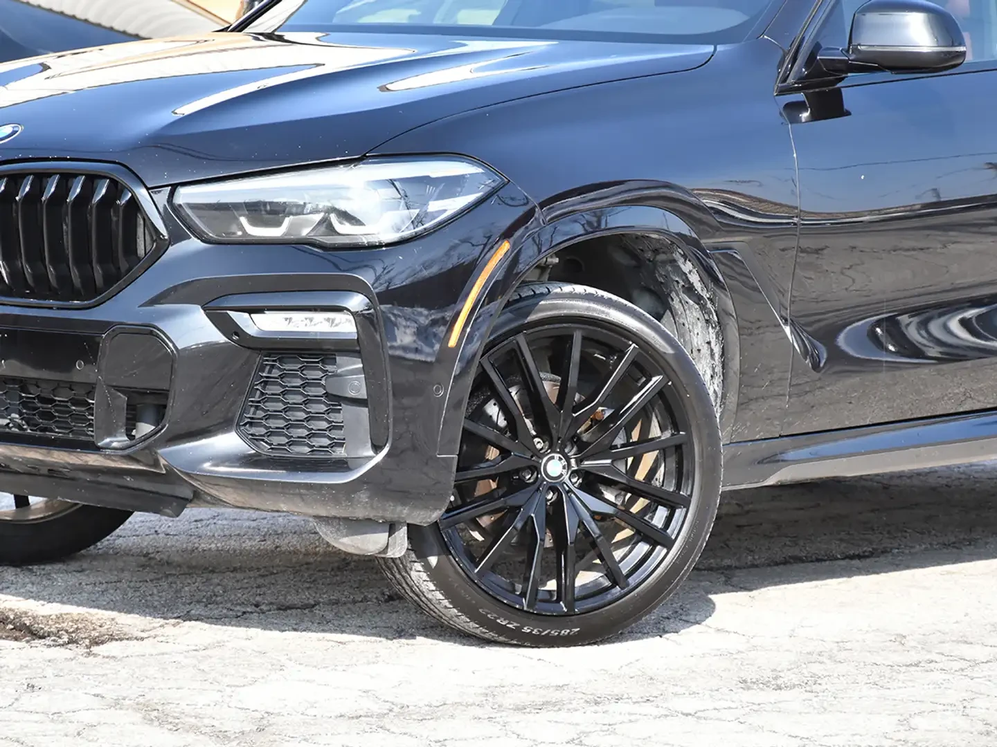 BMW X6 40i* X-Drive* B58* Distronic* 1 собственик, снимка 3 - Автомобили и джипове - 55145519