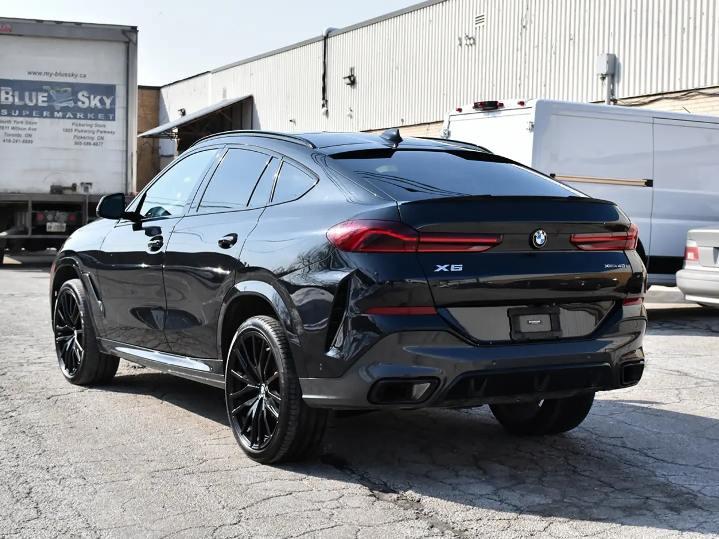 BMW X6 40i* X-Drive* B58* Distronic* 1 собственик, снимка 5 - Автомобили и джипове - 55145519