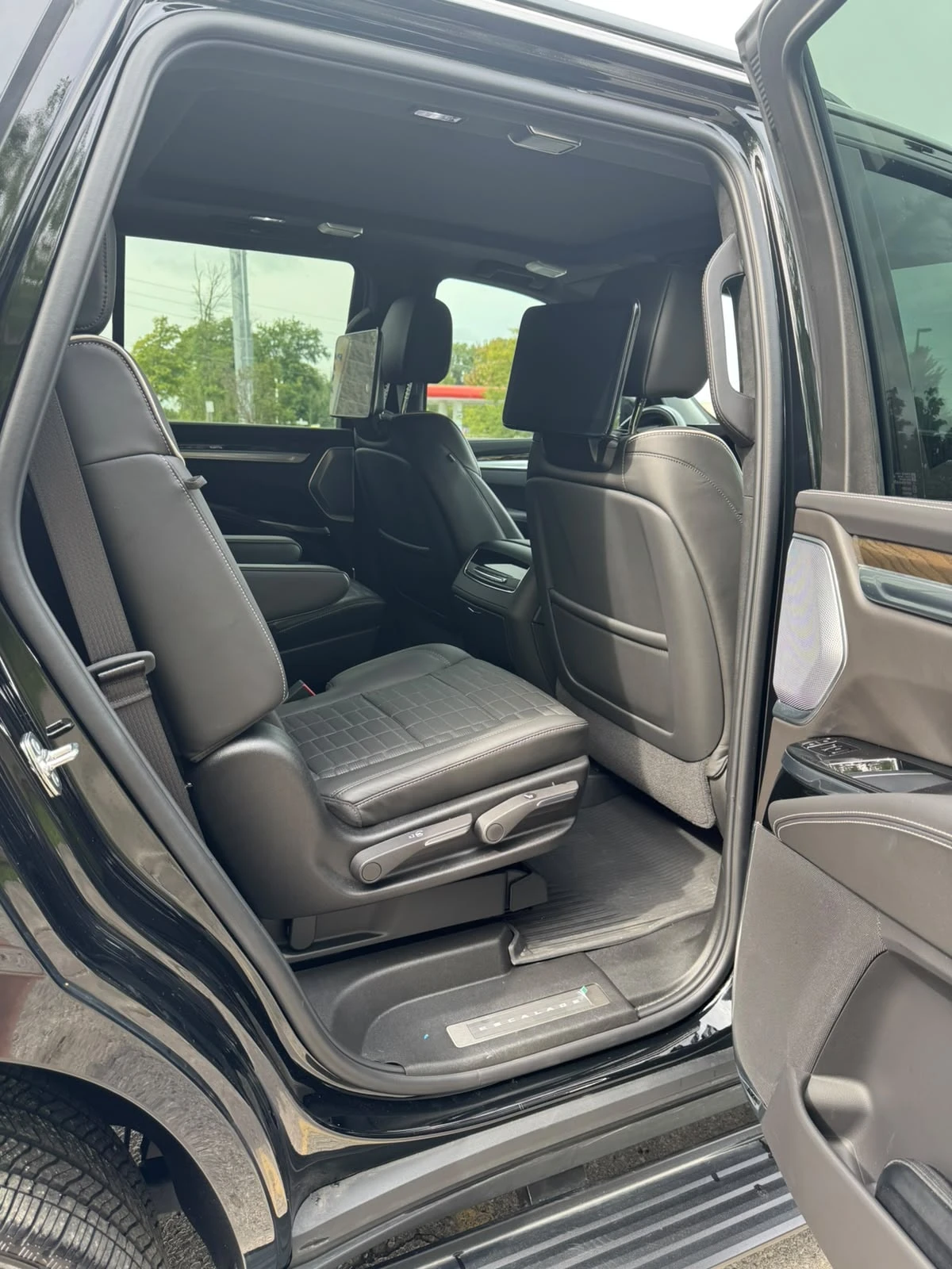 Cadillac Escalade * 4WD Platinum Sport * CARFAX * БЕЗ ПЪРВОНАЧАЛНА В, снимка 14 - Автомобили и джипове - 56116492