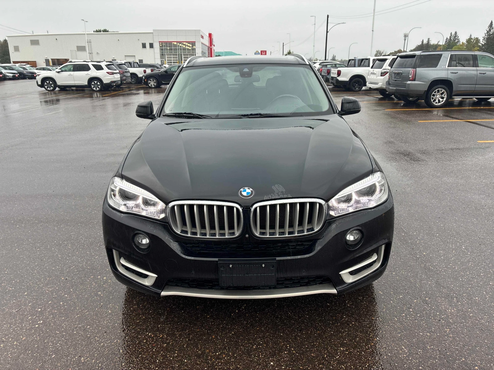 BMW X5 xDrive35i* CARFAX* КАМЕРА* ПАНО* АВТОКРЕДИТ* , снимка 5 - Автомобили и джипове - 56137368