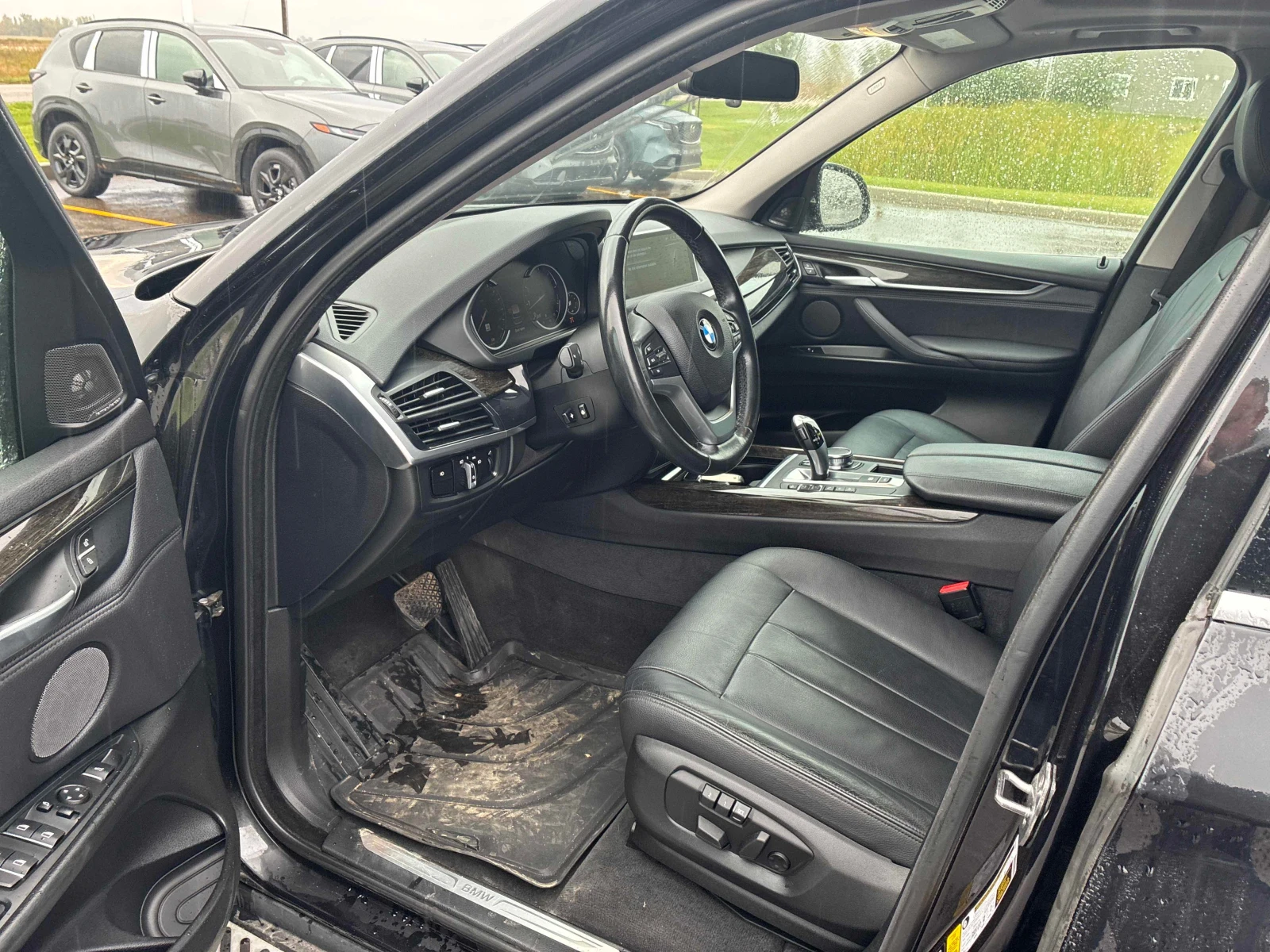 BMW X5 xDrive35i* CARFAX* КАМЕРА* ПАНО* АВТОКРЕДИТ* , снимка 8 - Автомобили и джипове - 56137368