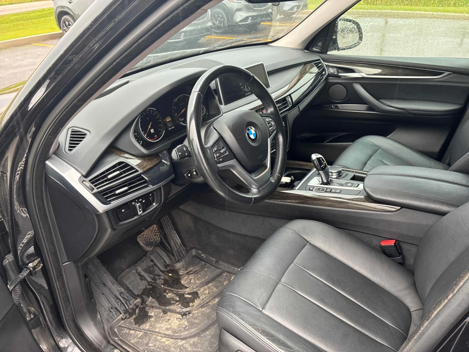 BMW X5 xDrive35i* CARFAX* КАМЕРА* ПАНО* АВТОКРЕДИТ* , снимка 7 - Автомобили и джипове - 56137368