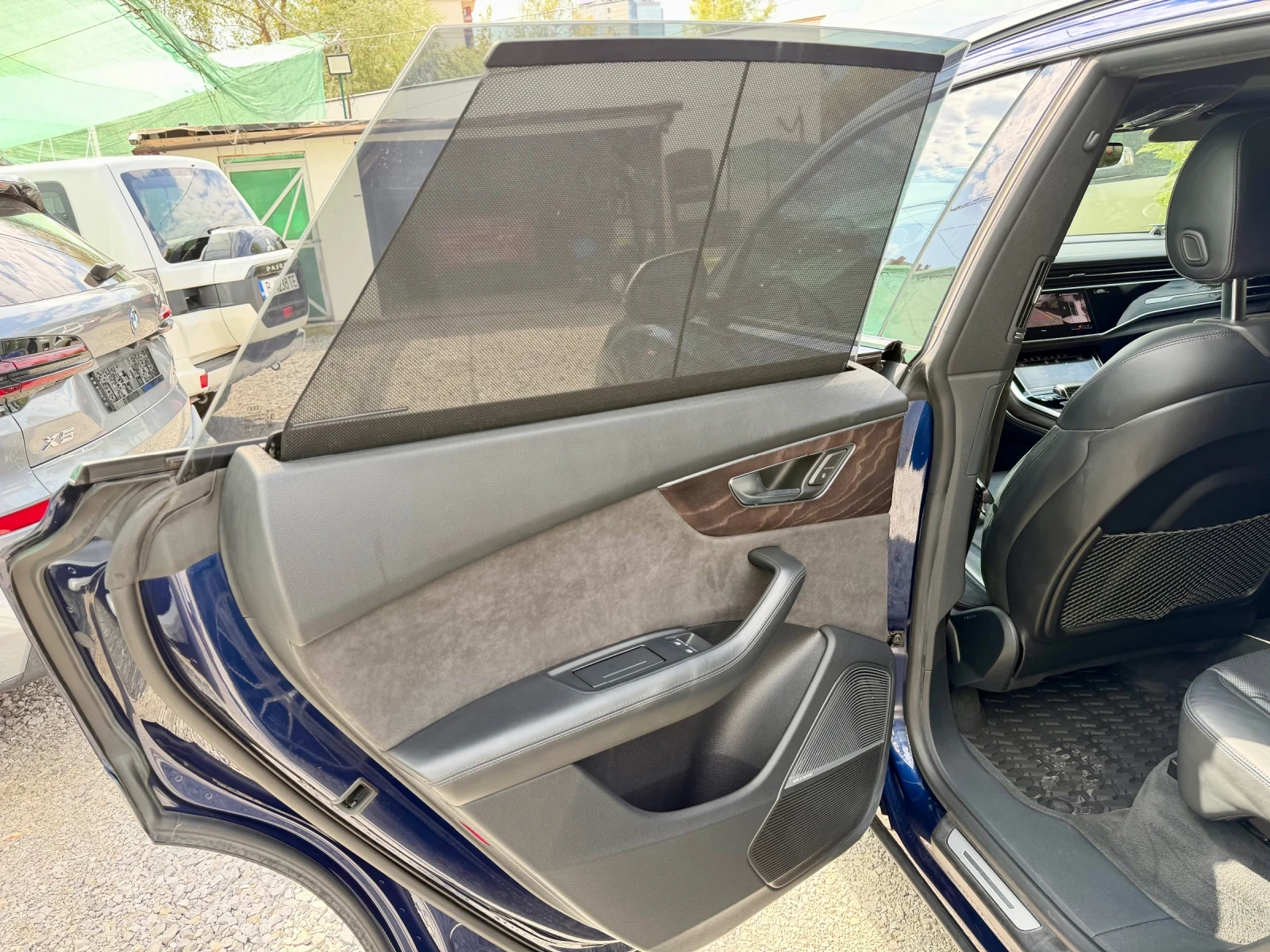 Audi Q8 55tfsi/3xSline/B&O/SoftClose/Full!!!, снимка 14 - Автомобили и джипове - 56149543