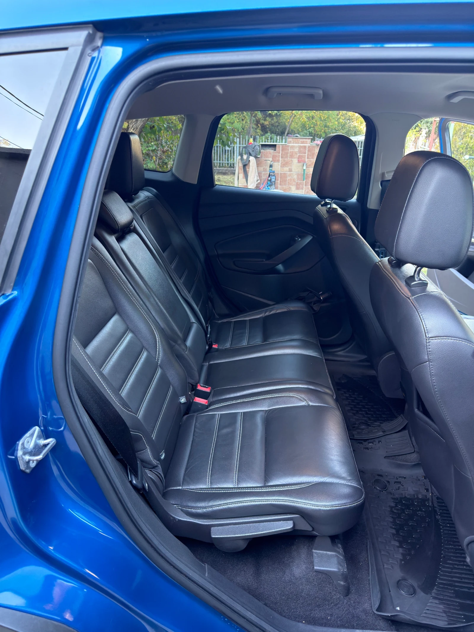 Ford Kuga 2.0T ecoboost, снимка 8 - Автомобили и джипове - 56629096