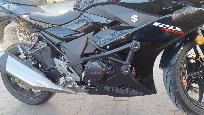 Suzuki Gsx  250R ABS, снимка 3 - Мотоциклети и мототехника - 49473538