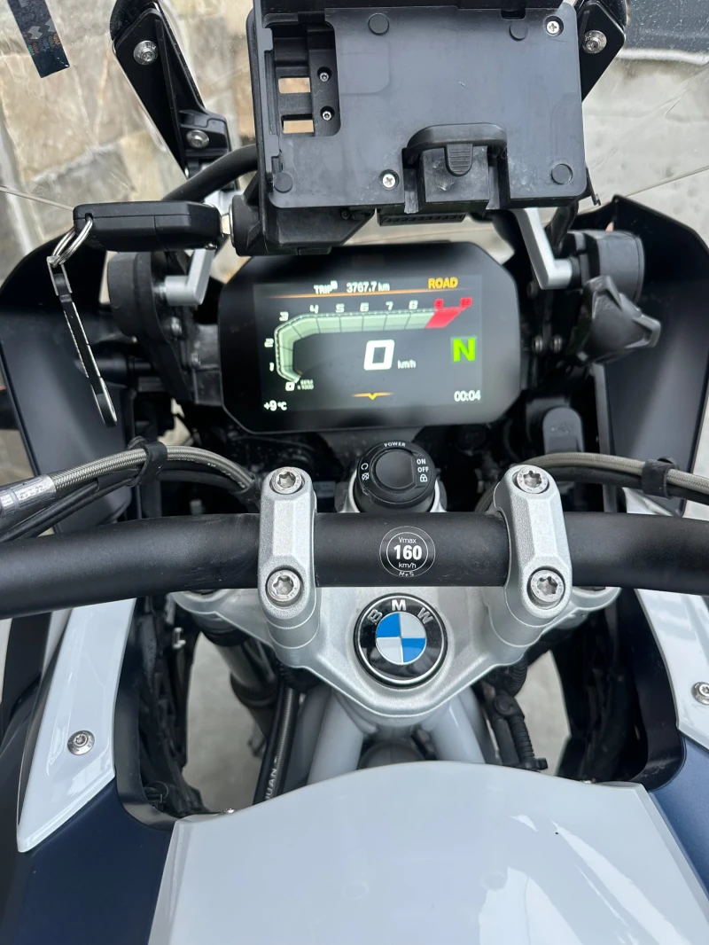 BMW R, снимка 6 - Мотоциклети и мототехника - 52630159