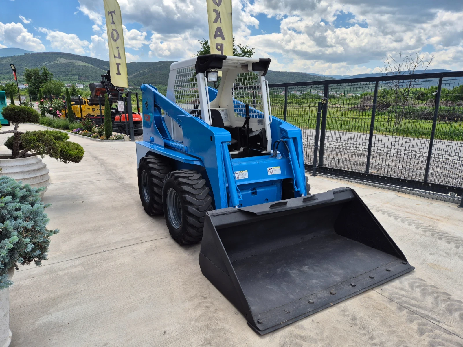 Мини челни товарачи Bobcat TCM 610 SSL / ПЕРФЕКТЕН ТЕХНИЧЕСКИ ! - изображение 6