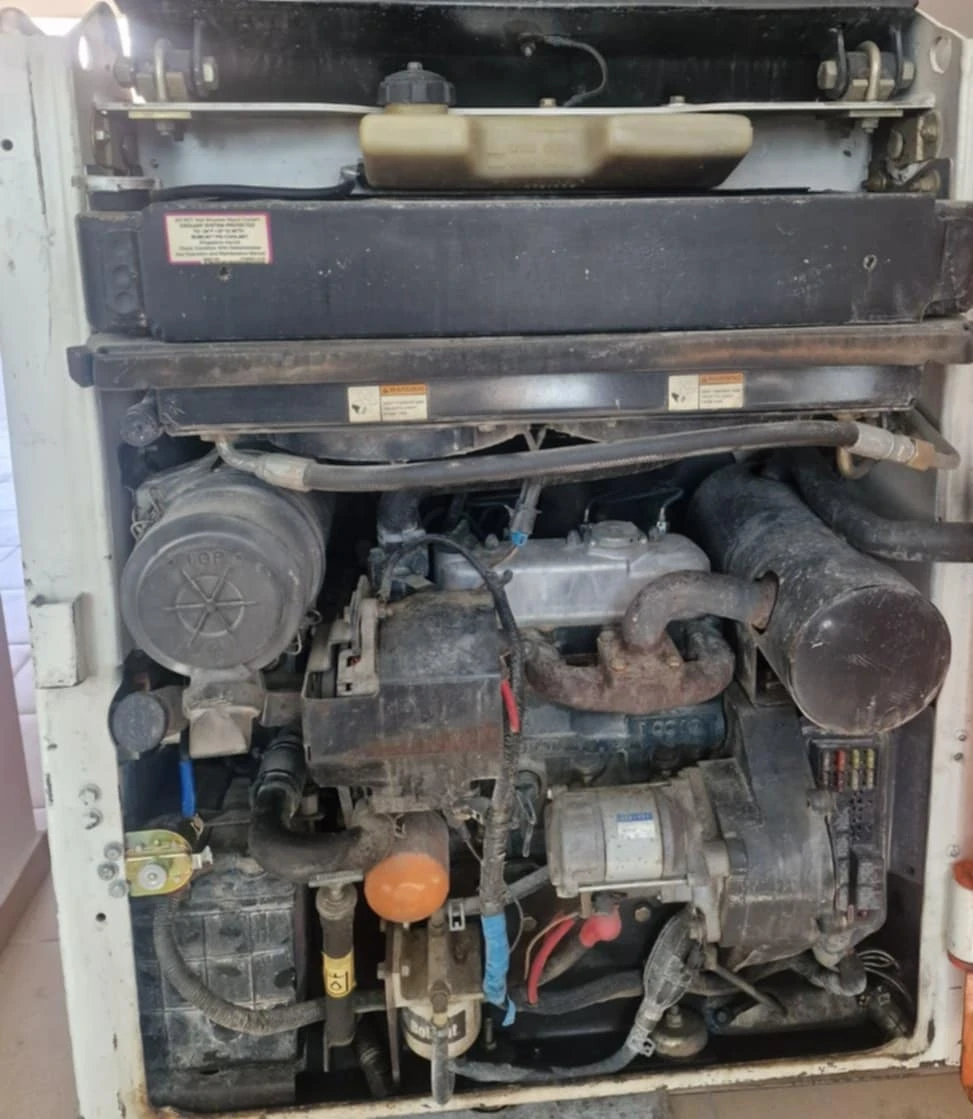 Мини челни товарачи Bobcat S70, снимка 5 - Индустриална техника - 53854675