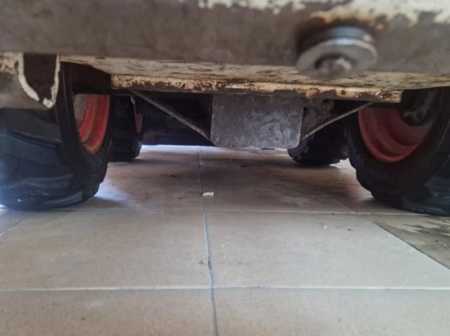 Мини челни товарачи Bobcat S70, снимка 14 - Индустриална техника - 53854675