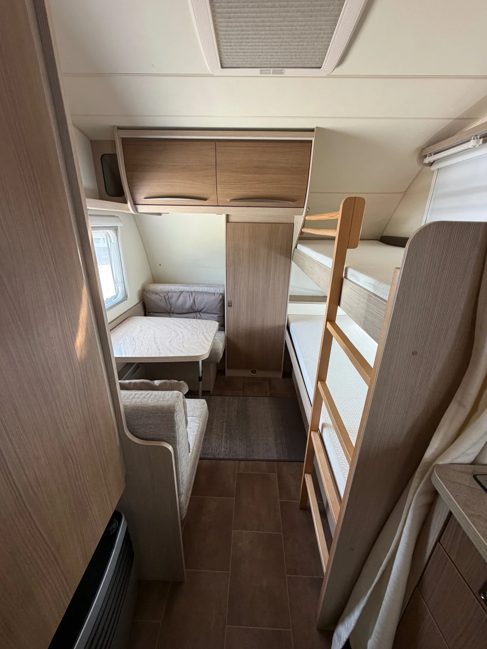 Каравана Bursner Averso Plus 510 TK, снимка 10 - Каравани и кемпери - 54931571