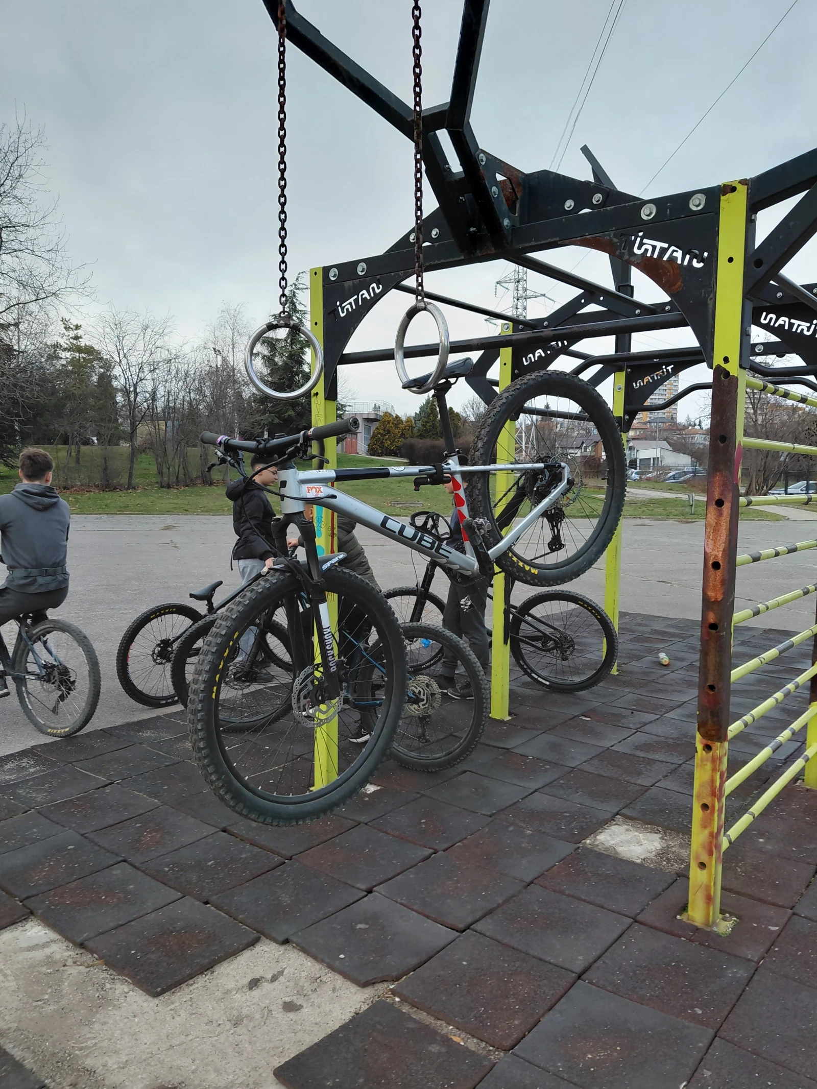 ��������� attention 2020  | Mobile.bg � ����������� 1