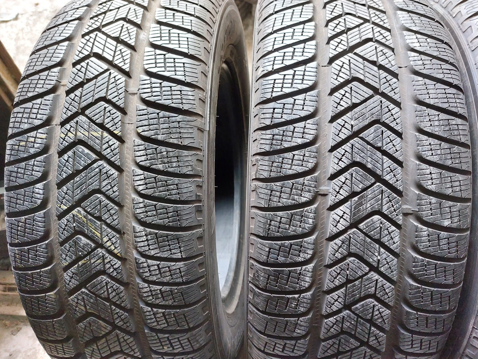 ���� 235/65R17 | Mobile.bg � ����������� 2