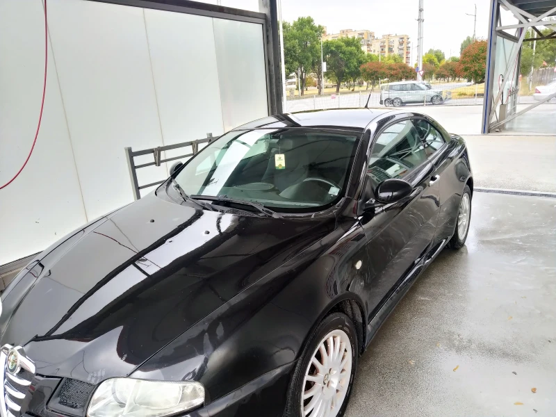 Alfa Romeo Gt, снимка 1 - Автомобили и джипове - 47094436