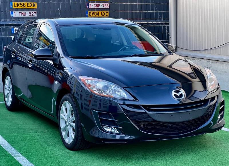 Mazda 3 2.0i Автоматик Exclusive 146000km, снимка 3 - Автомобили и джипове - 47307618