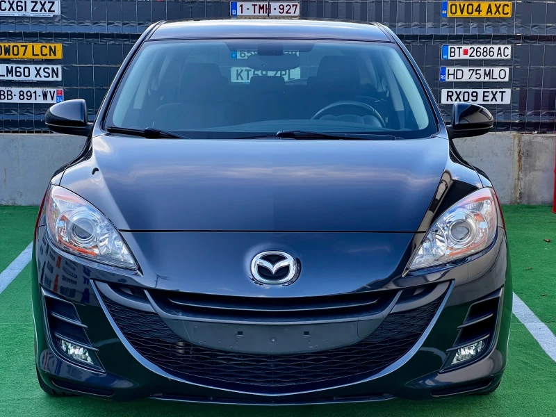 Mazda 3 2.0i Автоматик Exclusive 146000km, снимка 2 - Автомобили и джипове - 47307618