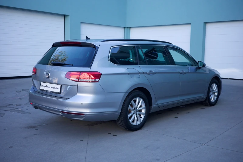 VW Passat 2.0 TDI Comfortline, снимка 4 - Автомобили и джипове - 47758407