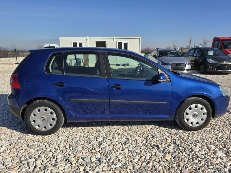 VW Golf 1.6i-102ks, снимка 4 - Автомобили и джипове - 48580507