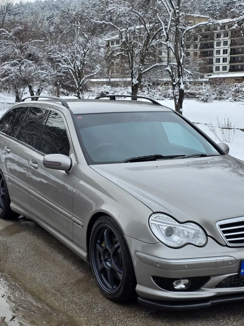 Mercedes-Benz C 320 CDI, снимка 2 - Автомобили и джипове - 49182351