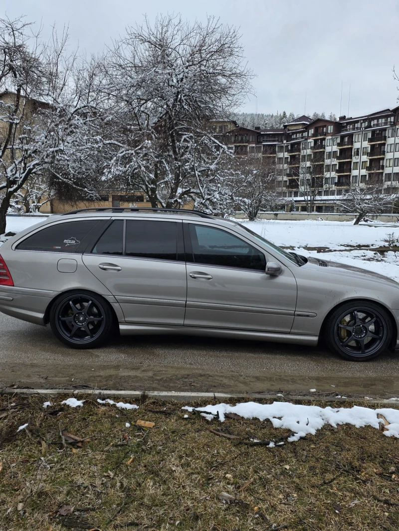 Mercedes-Benz C 320 CDI, снимка 3 - Автомобили и джипове - 49182351