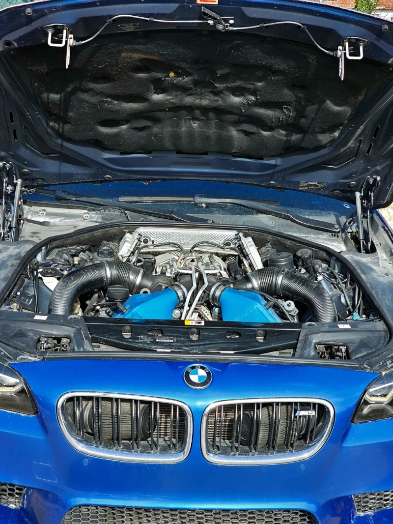 BMW M5 LCI, снимка 7 - Автомобили и джипове - 49497552