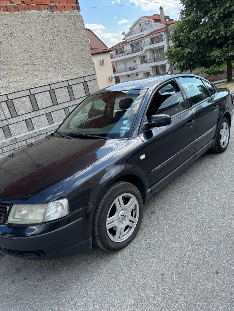 VW Passat 1.8т, снимка 2 - Автомобили и джипове - 52655992