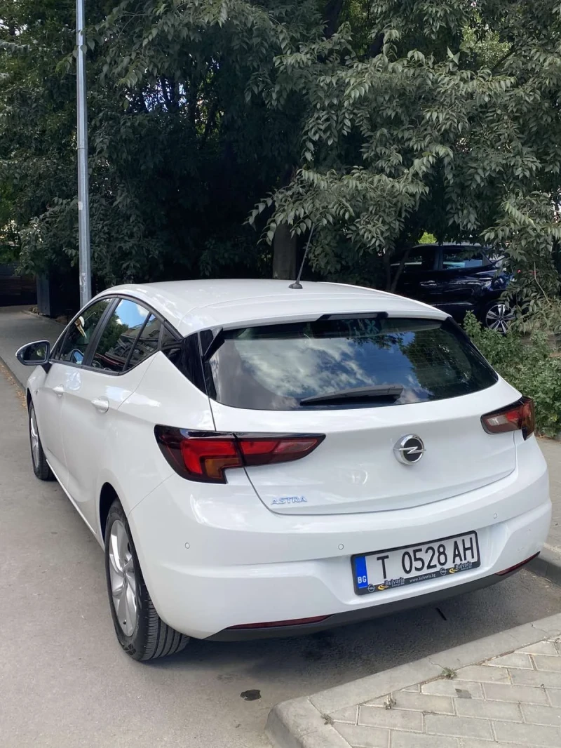 Opel Astra, снимка 2 - Автомобили и джипове - 52543167