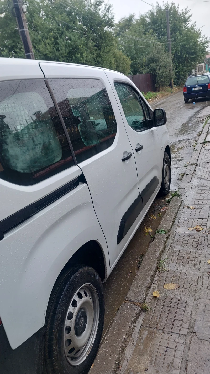Opel Combo 1.5, снимка 6 - Автомобили и джипове - 51288048