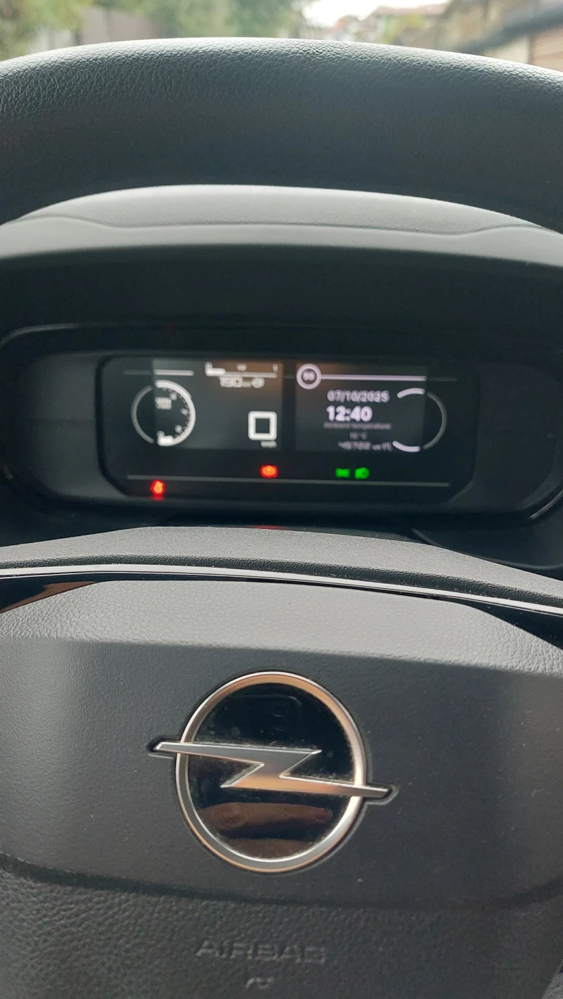 Opel Combo 1.5, снимка 15 - Автомобили и джипове - 51288048