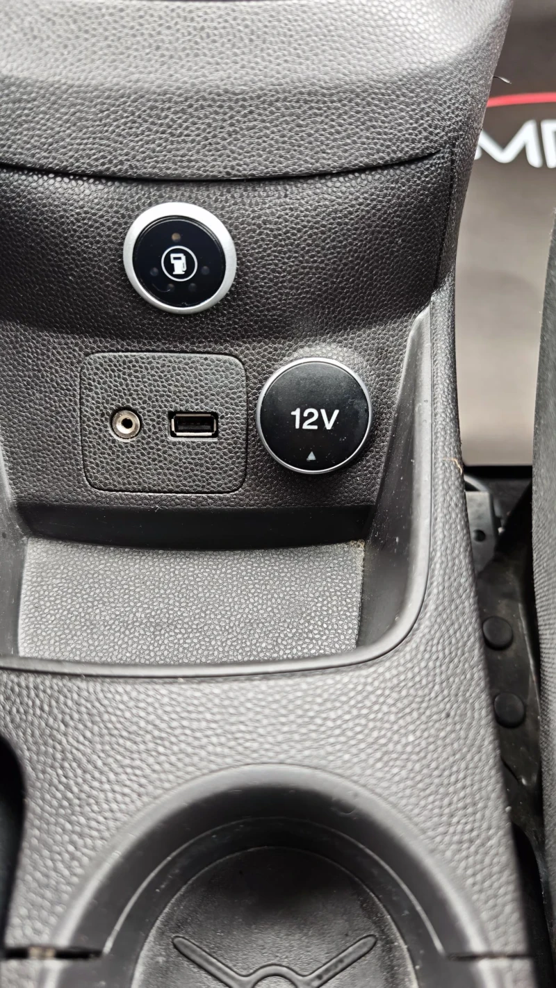 Ford Fiesta 1.4i 97kc.ГАЗ, снимка 13 - Автомобили и джипове - 51708133